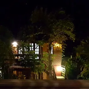 Além Do Jardim Bed and breakfast